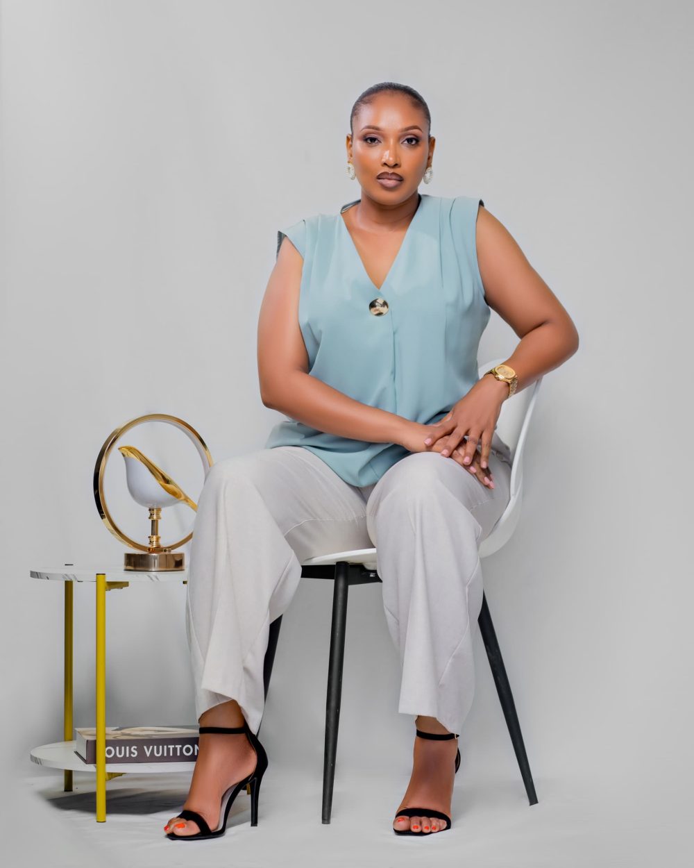 loveif office top with golden button